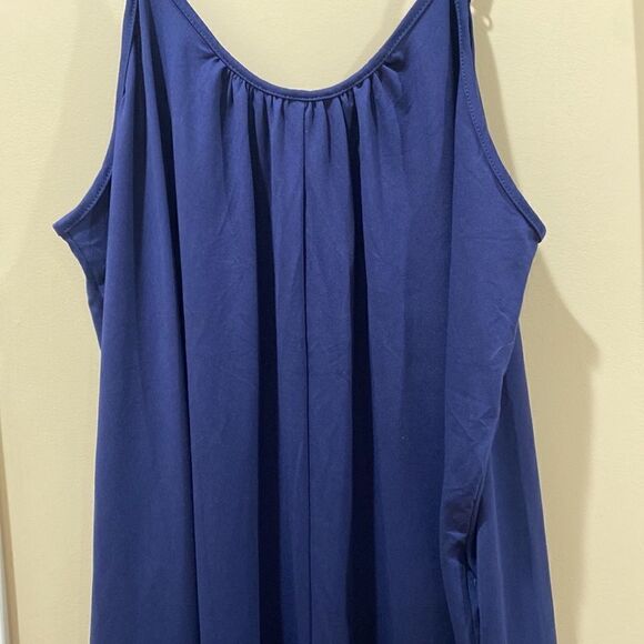 Woman's Jumpsuit - Picture 9 of 9